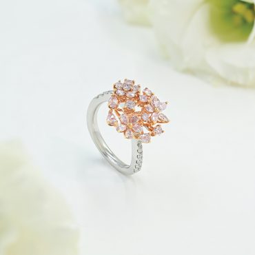 18K White & Rose Gold Fancy Pink Diamond Ring