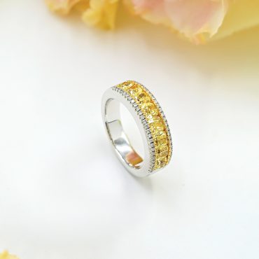 18K White Gold Fancy Yellow Diamond Ring