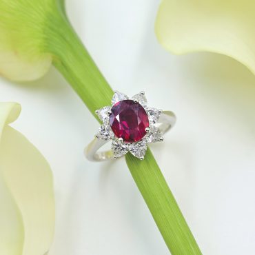 18K White Gold Ruby Diamond Ring