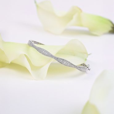 9K White Gold Diamond Bangle
