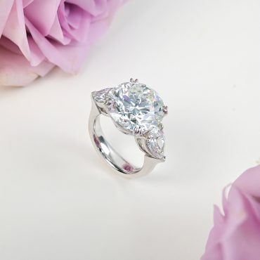 PT950 Platinum Diamond Ring